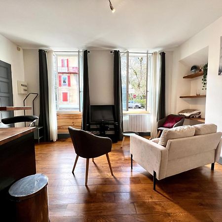 Joli Appartement En Centre Ville Bagneres-de-Bigorre Luaran gambar