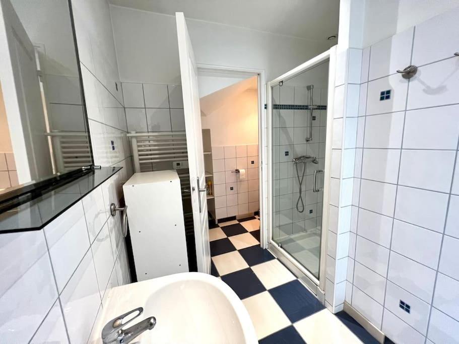 Joli Appartement En Centre Ville Bagneres-de-Bigorre Luaran gambar